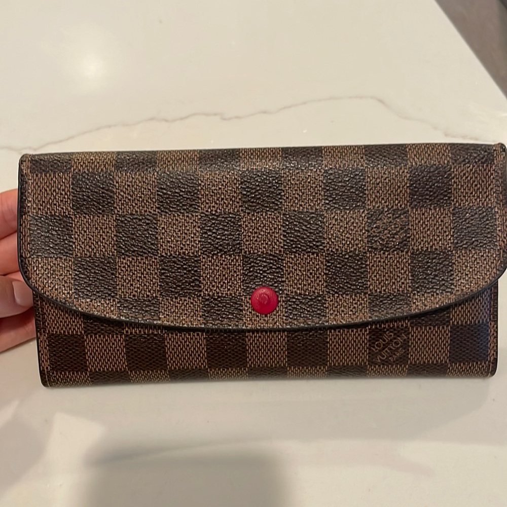 Authentic Louis Vuitton Emilie Wallet